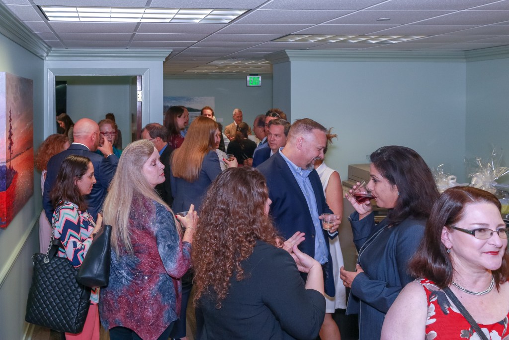 Jess Bailey, Managing Attorney at Bailey Law Firm, guiding business leaders in The Woodlands on corporate law, business, entity formation, entrepreneurship, contracts, finance, mergers, acquisitions, corporate governance, banking, finance, M&A strategies, and risk management to ensure compliance and no lawsuit issues.