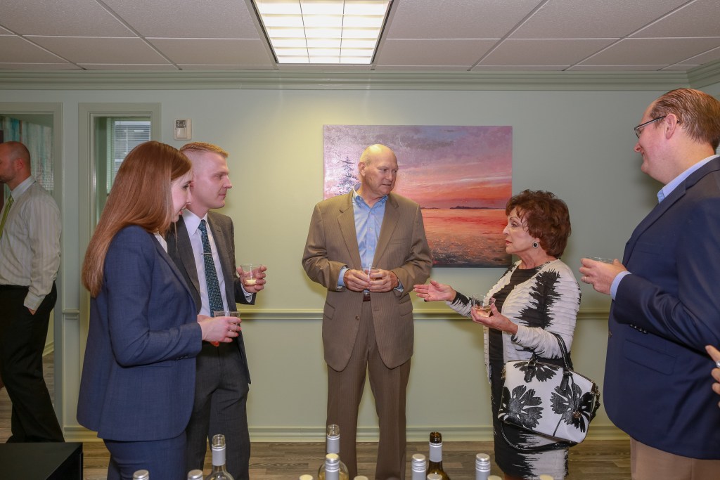 Jess Bailey, Managing Attorney at Bailey Law Firm, guiding business leaders in The Woodlands on corporate law, business, entity formation, entrepreneurship, contracts, finance, mergers, acquisitions, corporate governance, banking, finance, M&A strategies, and risk management to ensure compliance and no lawsuit issues.